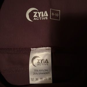 Zyia plum color capris size 8-10